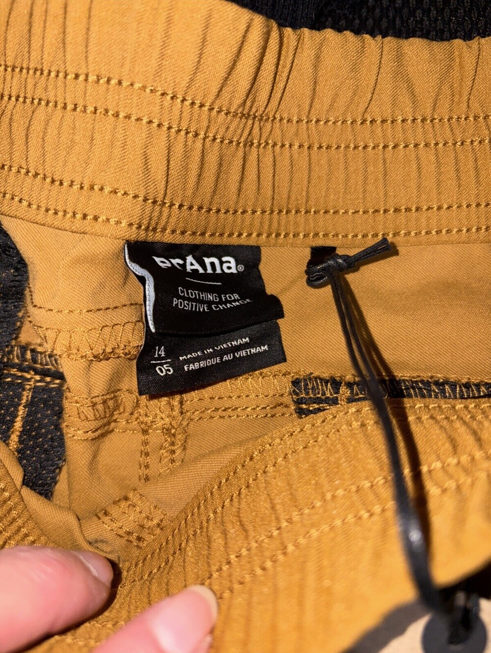 PrAna WOMENS HALLE SHORTS II SIZE 14 Antique Bronze 5” Inseam NWT $75 - Picture 3 of 10